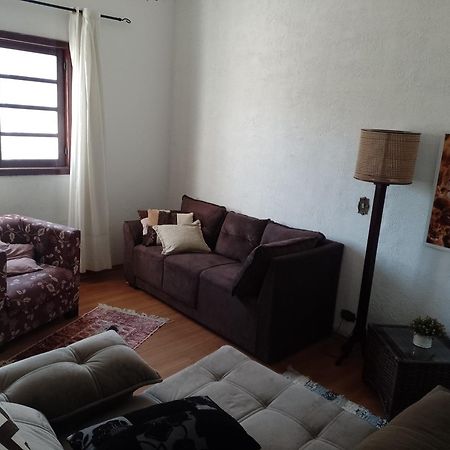 شقة Quartos Para Hospedagem Da Casa Amarela Campos do Jordão المظهر الخارجي الصورة